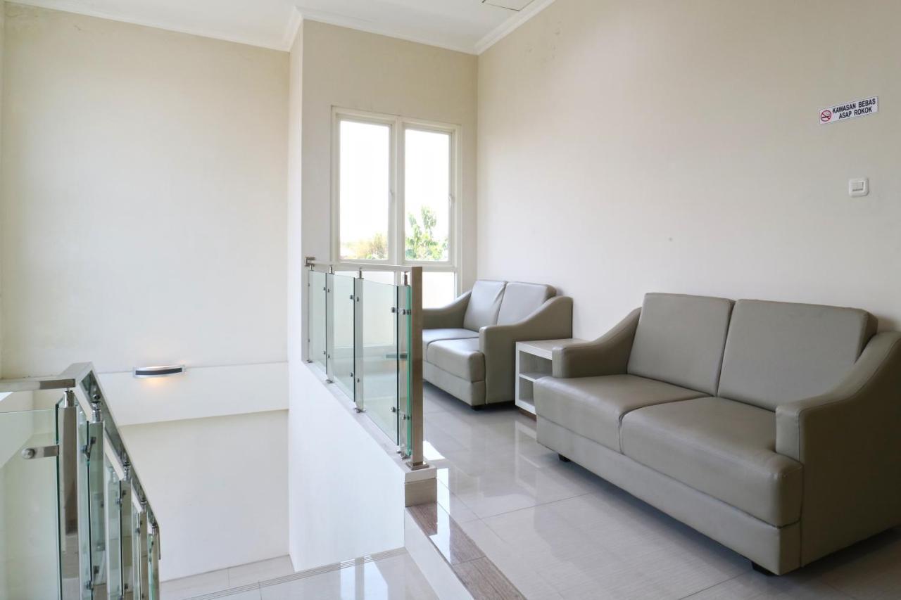 Velozip Kos Exclusive Apartment Surabaya Ngoại thất bức ảnh