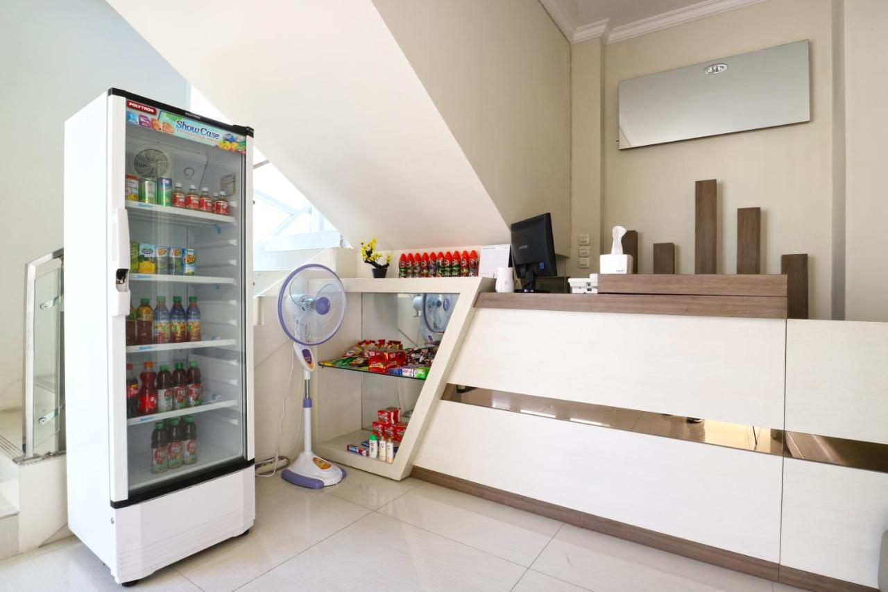 Velozip Kos Exclusive Apartment Surabaya Ngoại thất bức ảnh